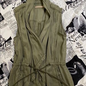 Max Jeans olive vest